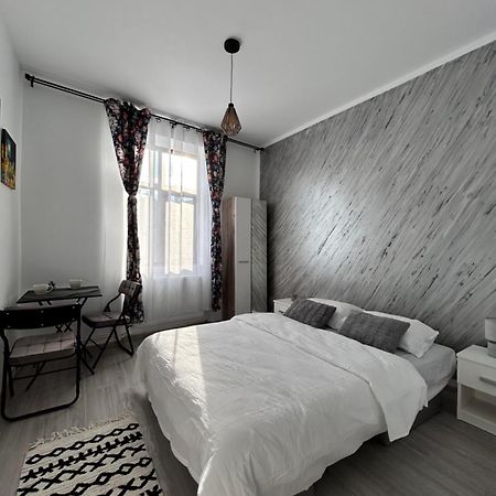 Lower Town Studio #2 Sibiu Exterior foto